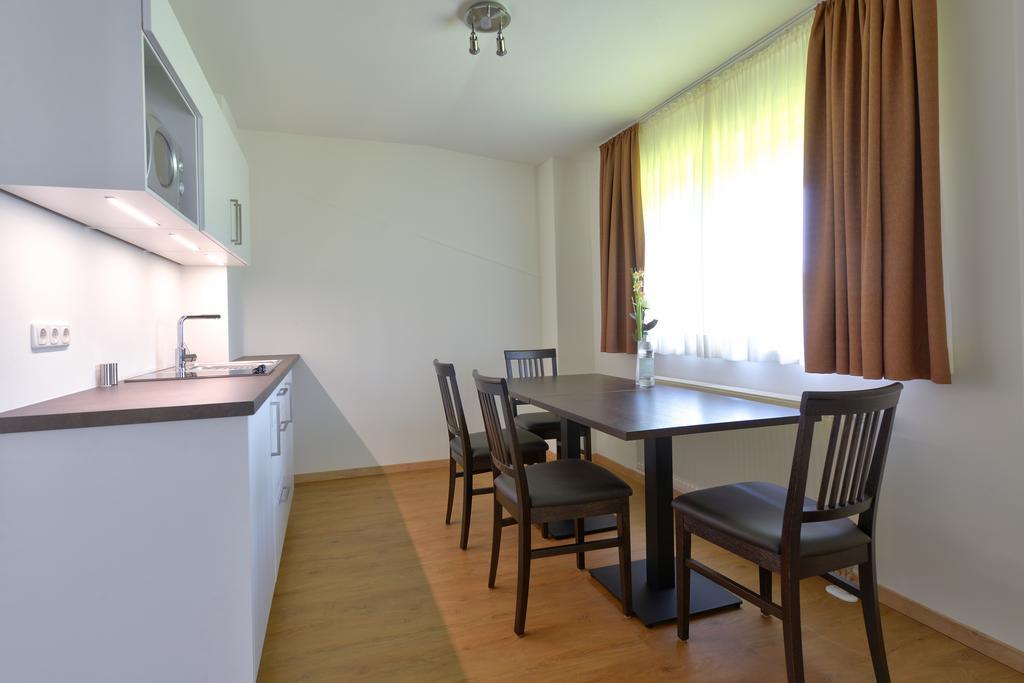 Gaestehaus Am Lindenhain エルディング エクステリア 写真